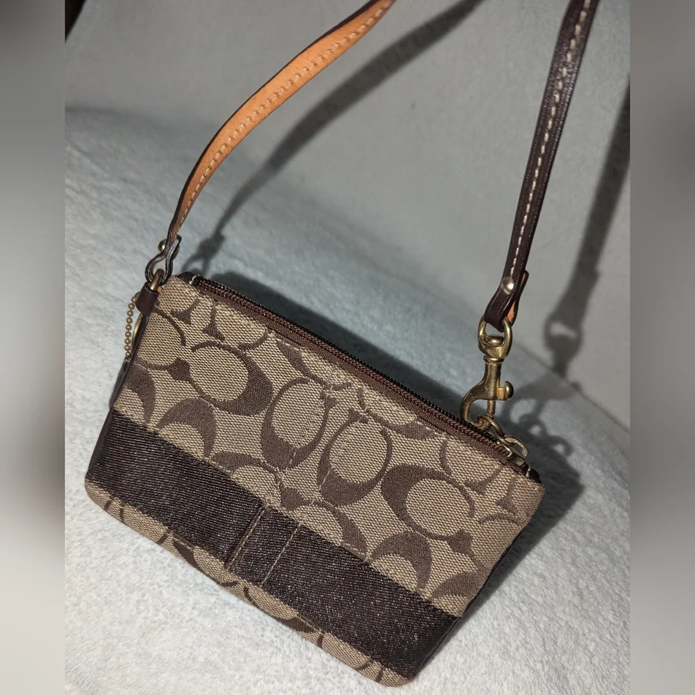 Coach Brown and Tan Signature Wristlet. 40028
